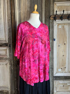 Angel Circle - Tuniek Batik KT1864T - Magenta/Rood Rozen-print