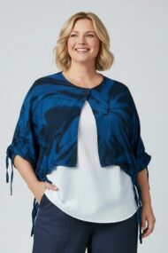 Luna Serena - Vestje Alice - Blauw met zwart batik print