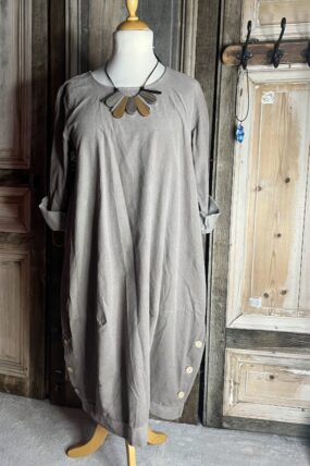 BB Style - Luchtige jurk rib knoopjes - Zand