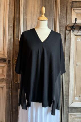 Ozai N Ku - Top Shirt - Black