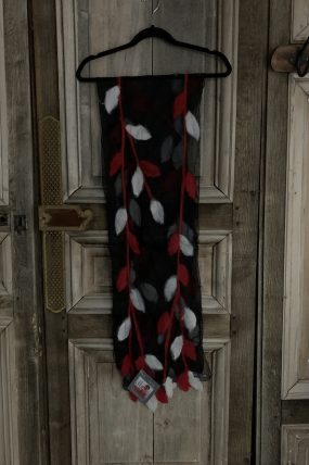 MooiVilt - gevilt sjaal op zijde