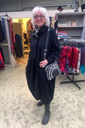 Roos draagt Jasjurk van Heart, Trippen laarzen